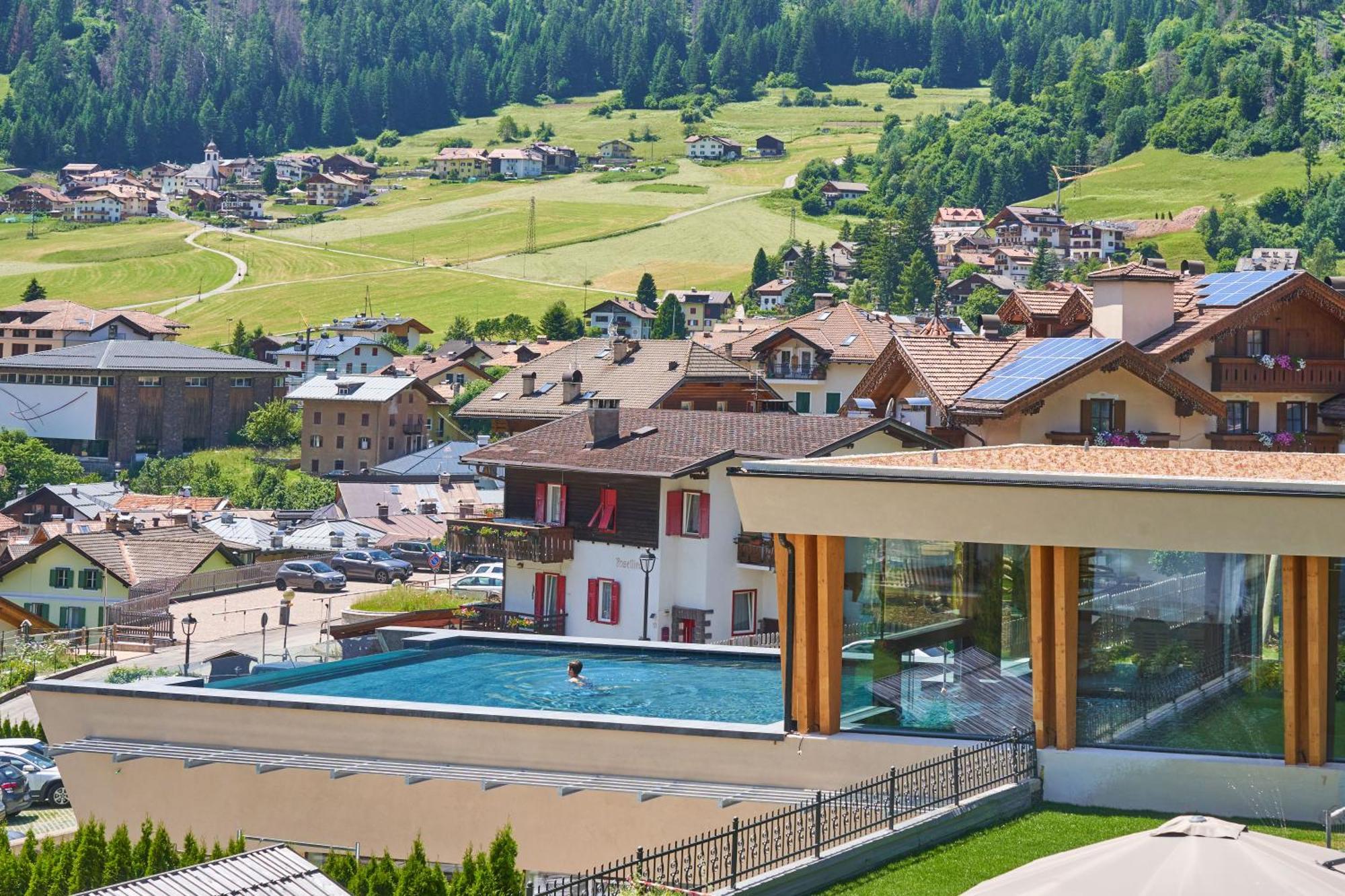 Resort Dolce Casa - Family & Spa Hotel 莫埃纳 外观 照片